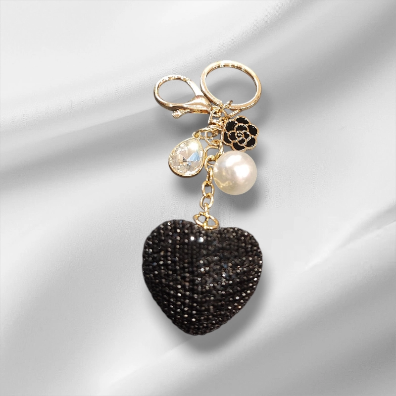 Μπρελοκ μαύρη καρδιά τρισδιάστατη με στρας