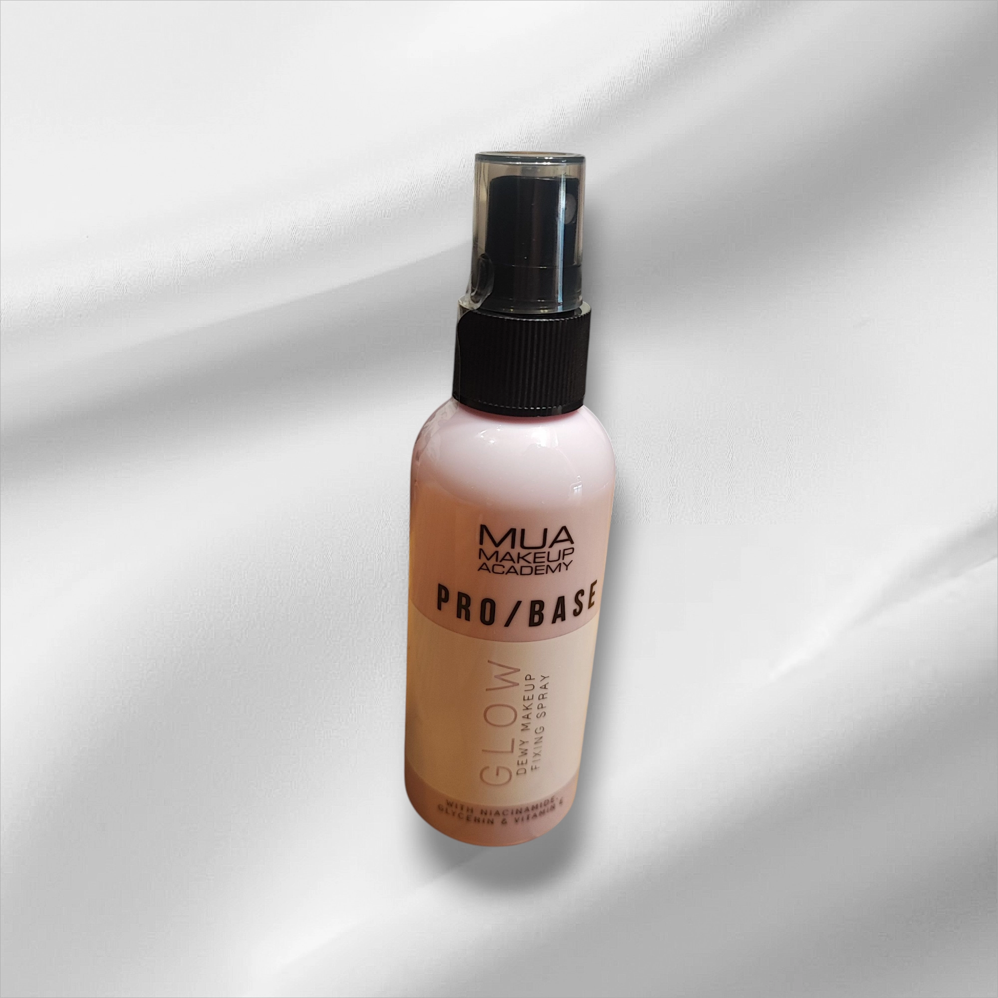 Mua Glow Dewy Makeup Fixing Spray 70ml