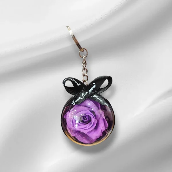 Forever rose μπρελοκ σε μόβ απόχρωση