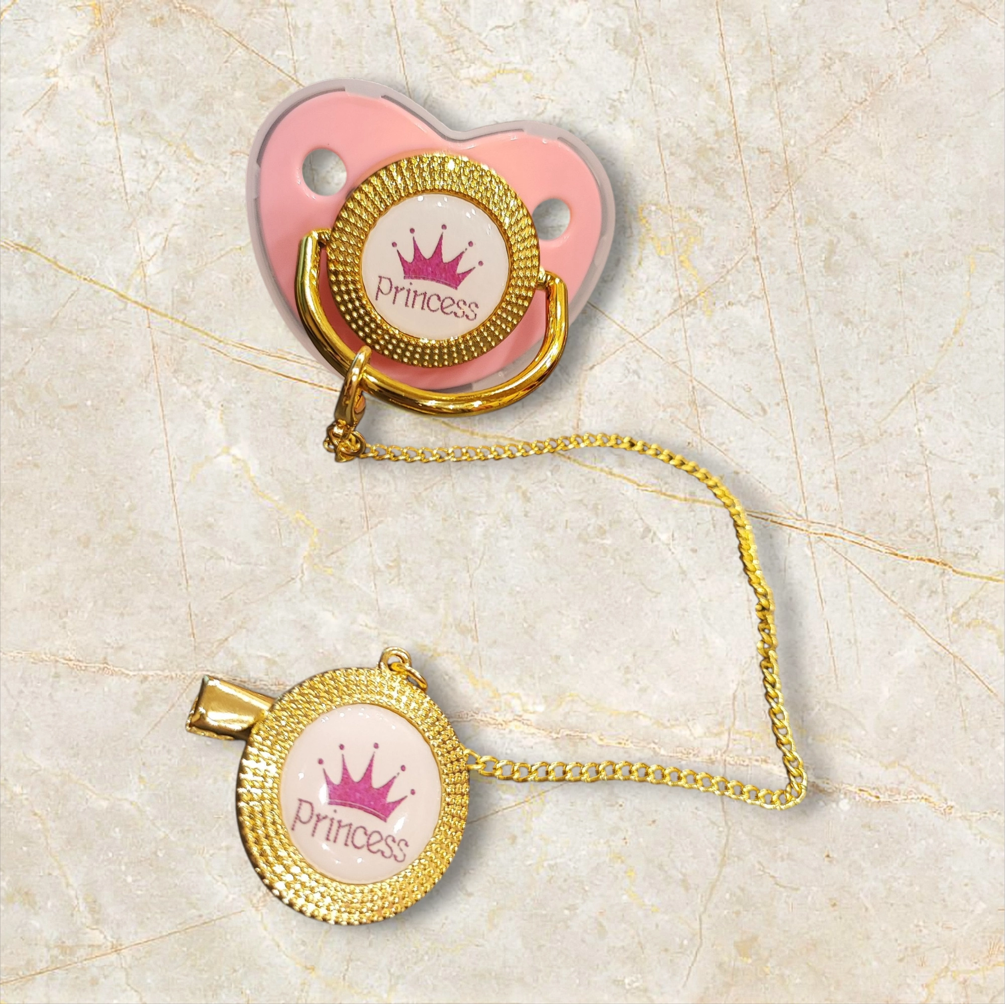 Πιπίλα μωρού princess με αλυσίδα