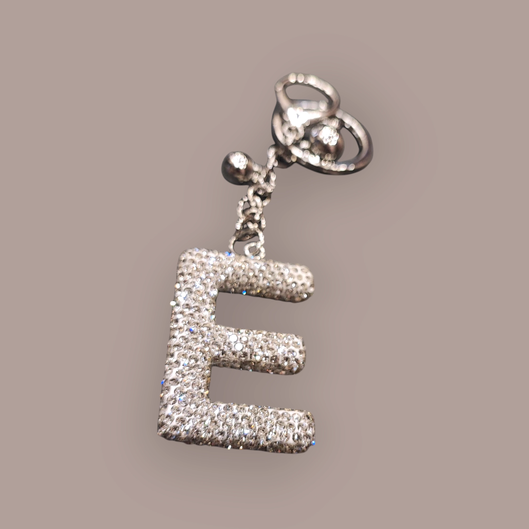 Μπρελόκ στρας με αρχικό Ε