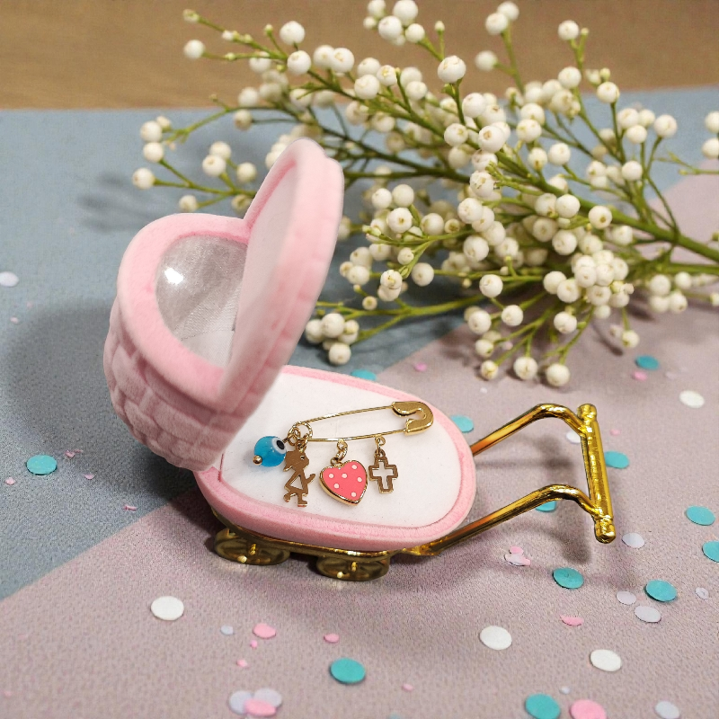 Ατσάλινη καρφίτσα για κοριτσάκι με καρδούλα και σταυρό