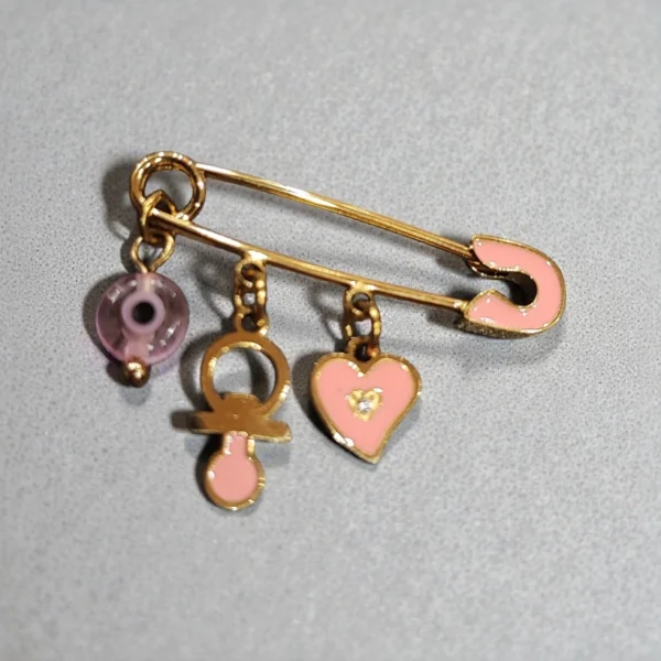 Παραμάνα για νεογέννητο κοριτσάκι με ματάκι-καρδιά