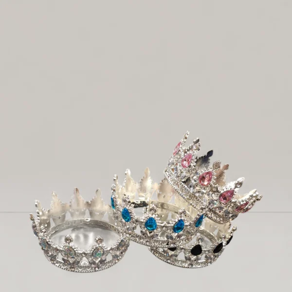 Κορώνες για τούρτα