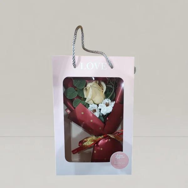 Τριαντάφυλλα Σαπουνιού Λευκό-Κρεμ Mini Μπουκέτο σε Κουτί Δώρου | Ρομαντικό Δώρο Πολυτελείας – xrxgifts