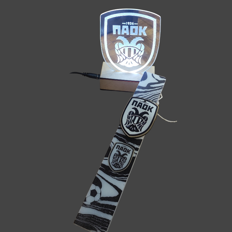 Λαμπάδα ΠΑΟΚ Σετ με Φωτιζόμενο Σταντ & Μπρελόκ | xrxgifts Eshop